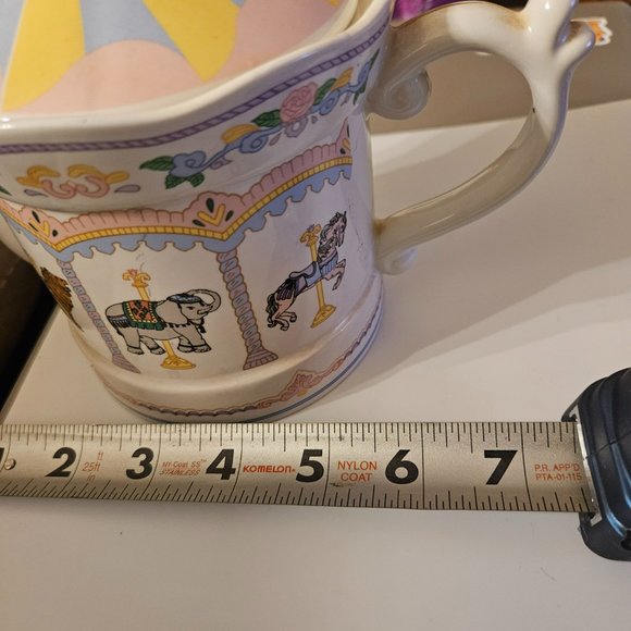 carousel porcelain teapot by j.s.n.y. Taiwan pastel colors w/lion elephant&horse - Picture 8 of 9